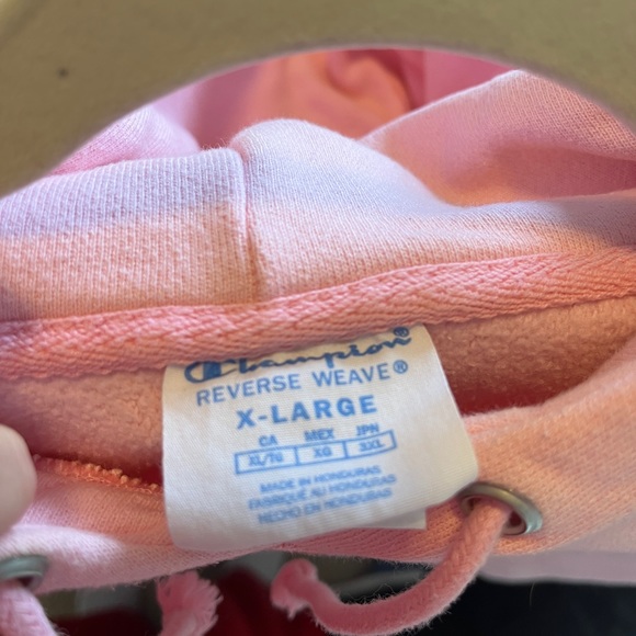 Champion reverse weave pink hoodie. Reverse weave. - Picture 4 of 5